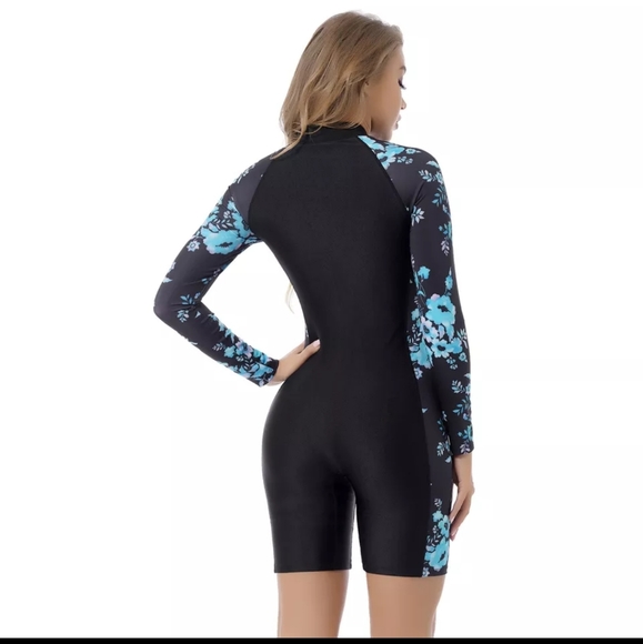 Women's Rash Guard - Picture 3 of 3